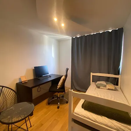 Bronhome Homestay szállás *
